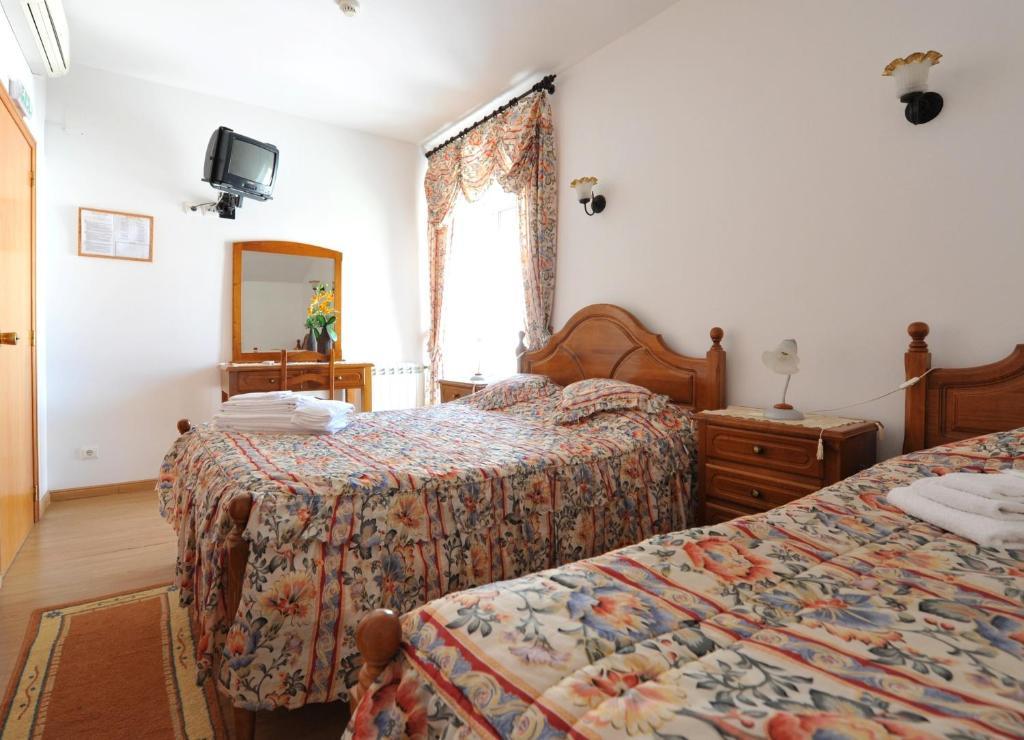 Hotel Aviz Figueira da Foz Szoba fotó